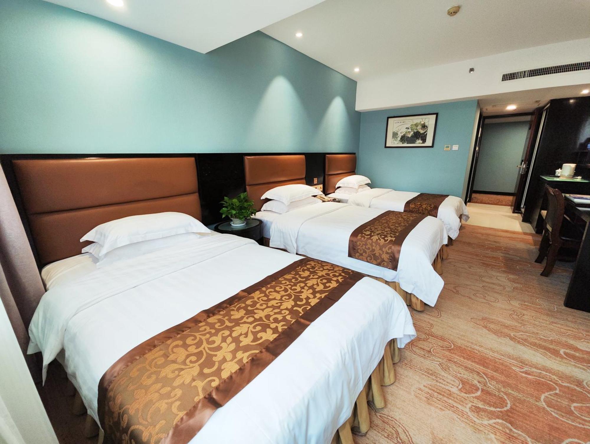Skyline Plaza Hotel Kanton Exterior foto