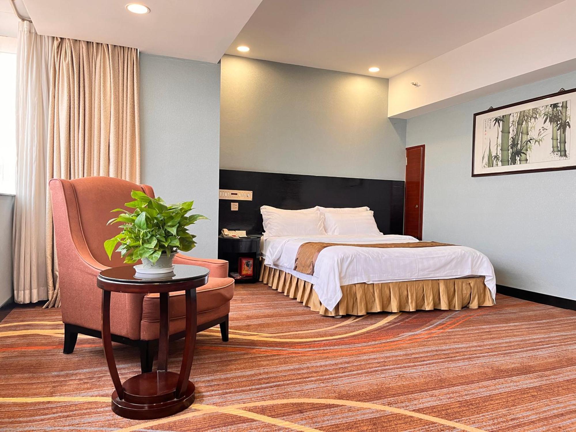 Skyline Plaza Hotel Kanton Exterior foto