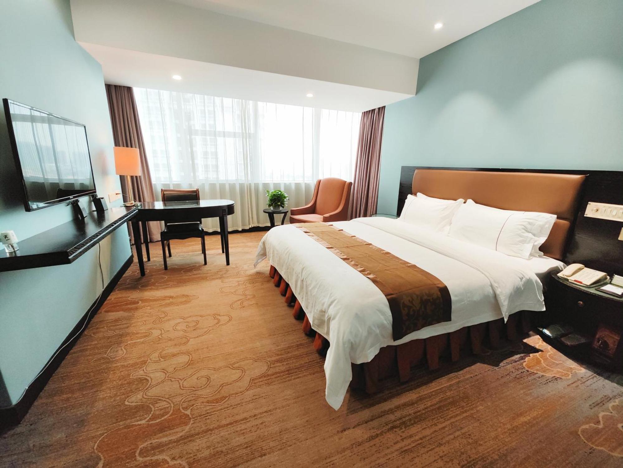 Skyline Plaza Hotel Kanton Exterior foto
