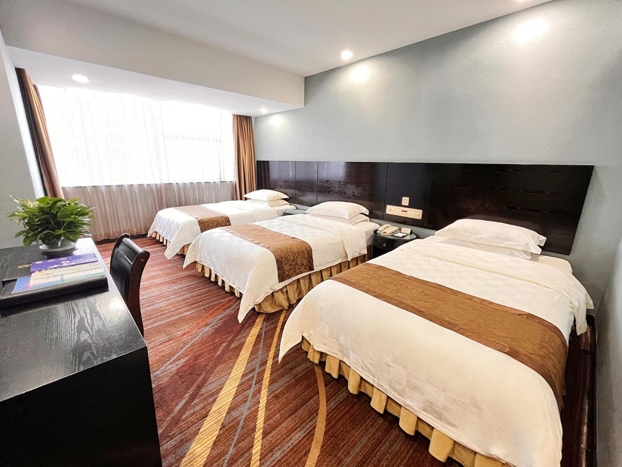 Skyline Plaza Hotel Kanton Exterior foto