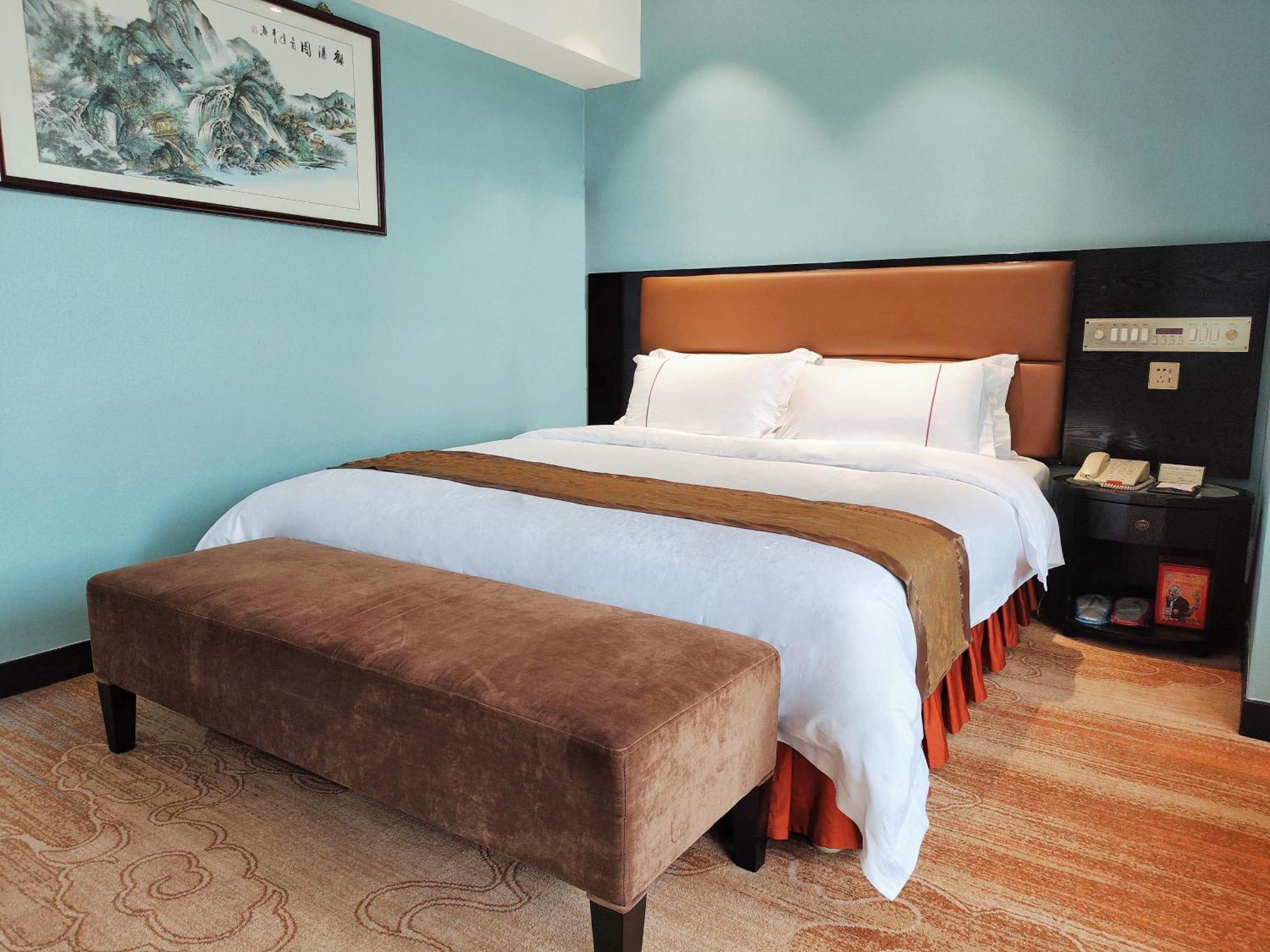 Skyline Plaza Hotel Kanton Exterior foto