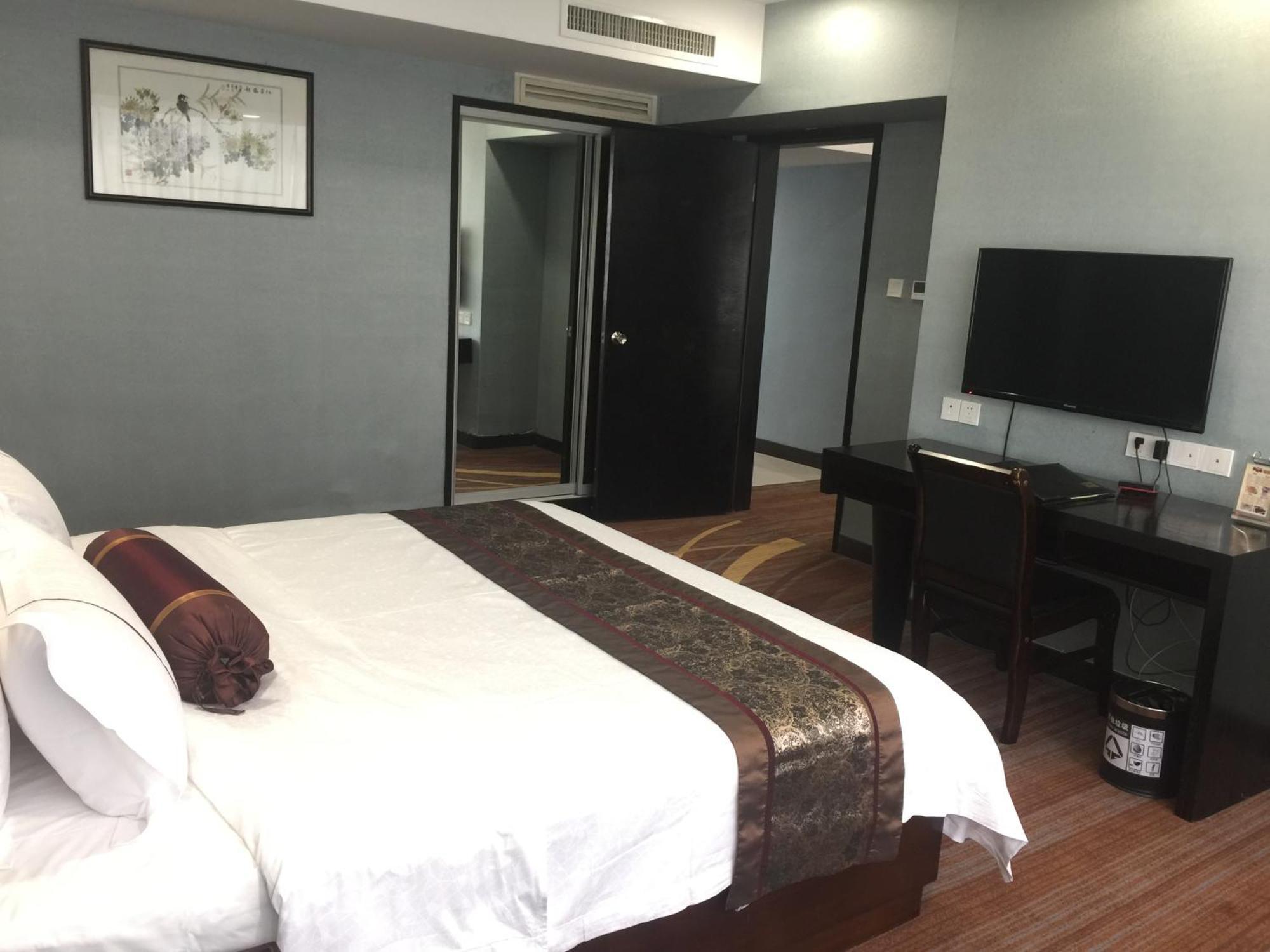 Skyline Plaza Hotel Kanton Exterior foto