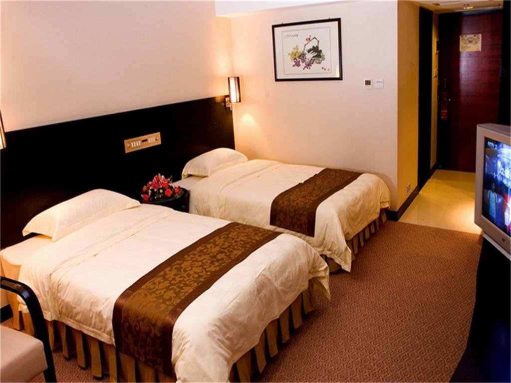 Skyline Plaza Hotel Kanton Zimmer foto