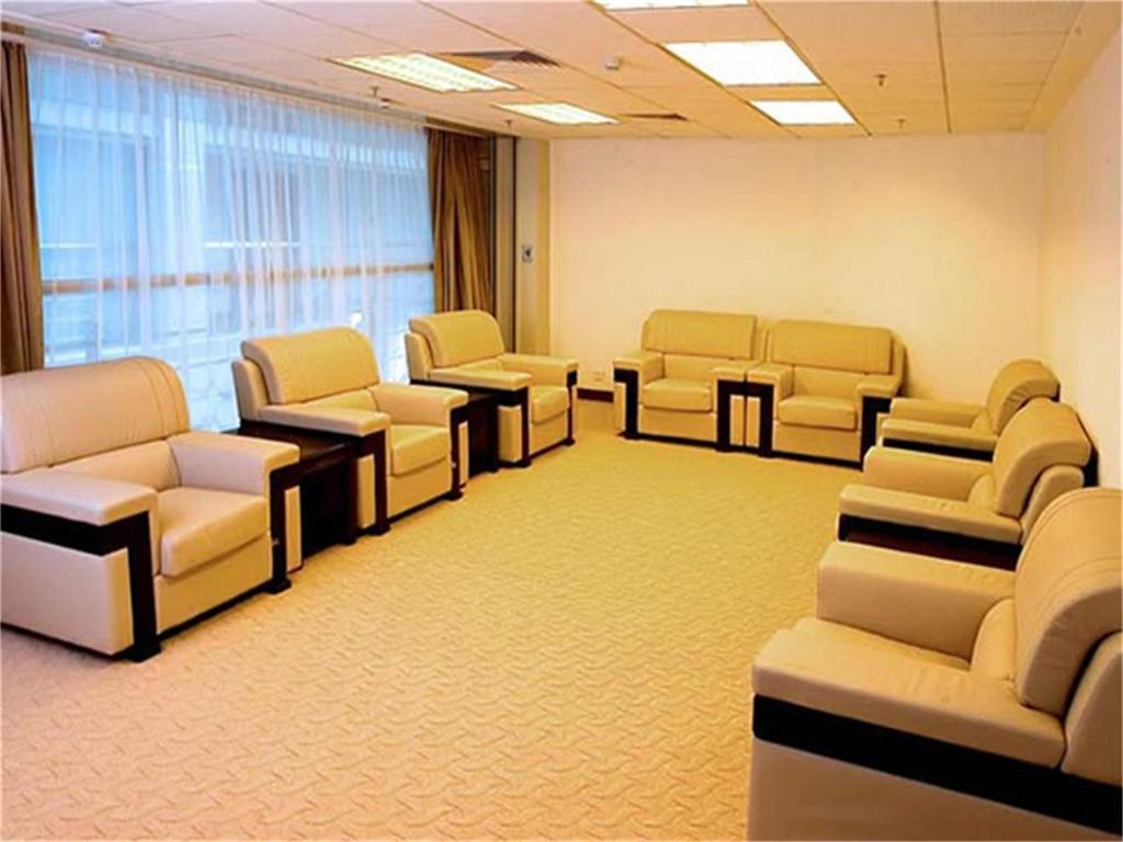 Skyline Plaza Hotel Kanton Exterior foto